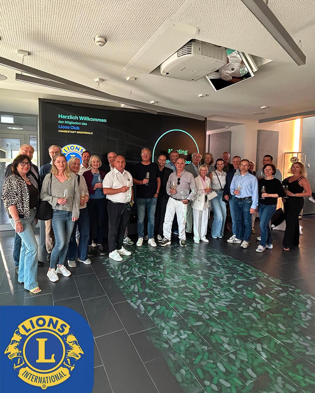 Der Lions Club Greifswald zu Besuch bei CHEPLAPHARM! 😄 Auf Einladung von unseren Lions Freund Sebastian Braun …